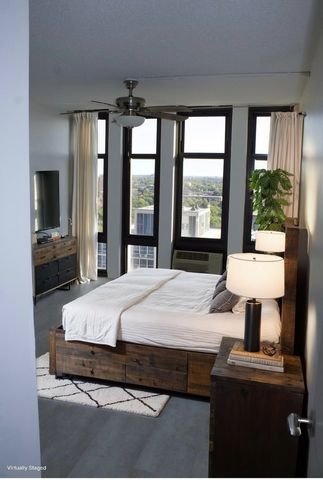 6700 S South Shore Drive 21E, Chicago, IL 60649