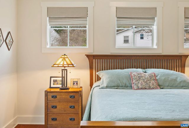 325 AGATHA RIDGE CT, Crozet, VA 22932