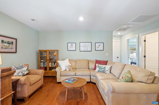 325 AGATHA RIDGE CT, Crozet, VA 22932