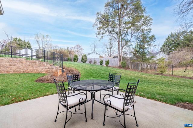 325 AGATHA RIDGE CT, Crozet, VA 22932