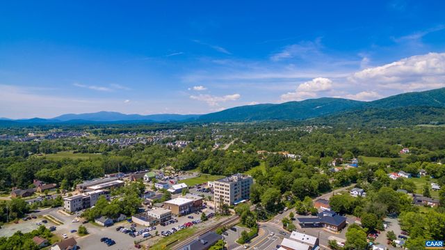 325 AGATHA RIDGE CT, Crozet, VA 22932