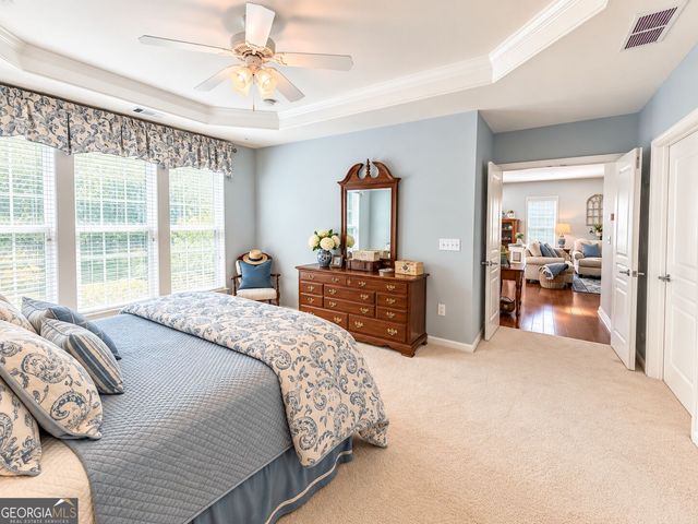 844 Peach Blossom Ct, Griffin, GA 30223