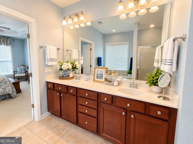 844 Peach Blossom Ct, Griffin, GA 30223