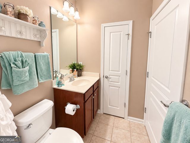 844 Peach Blossom Ct, Griffin, GA 30223