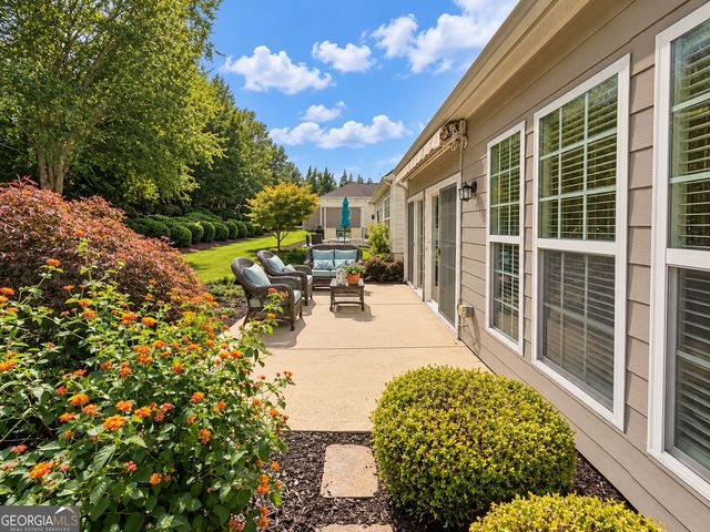 844 Peach Blossom Ct, Griffin, GA 30223