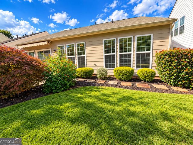 844 Peach Blossom Ct, Griffin, GA 30223
