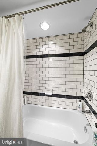 808 S EATON ST, Baltimore, MD 21224