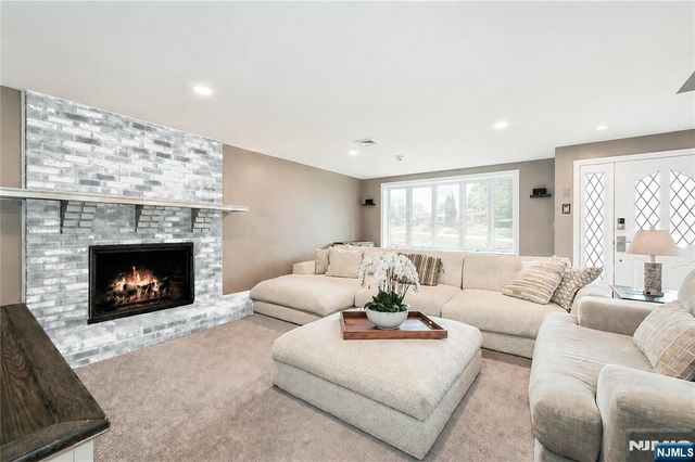 8-10 Hopper Avenue, Fair Lawn, NJ 07410