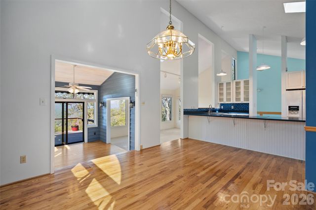 110 Crestwood Road, Asheville, NC 28804