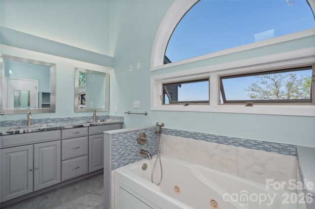 110 Crestwood Road, Asheville, NC 28804