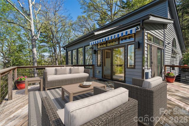 110 Crestwood Road, Asheville, NC 28804