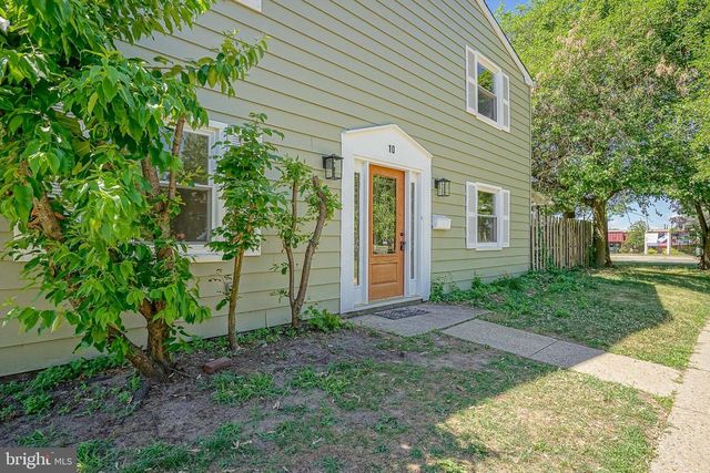 10 RADCLIFF PL, Willingboro, NJ 08046