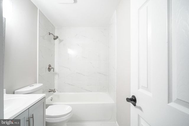10 RADCLIFF PL, Willingboro, NJ 08046