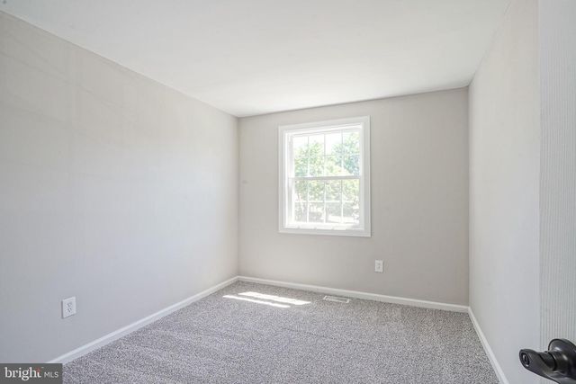 10 RADCLIFF PL, Willingboro, NJ 08046