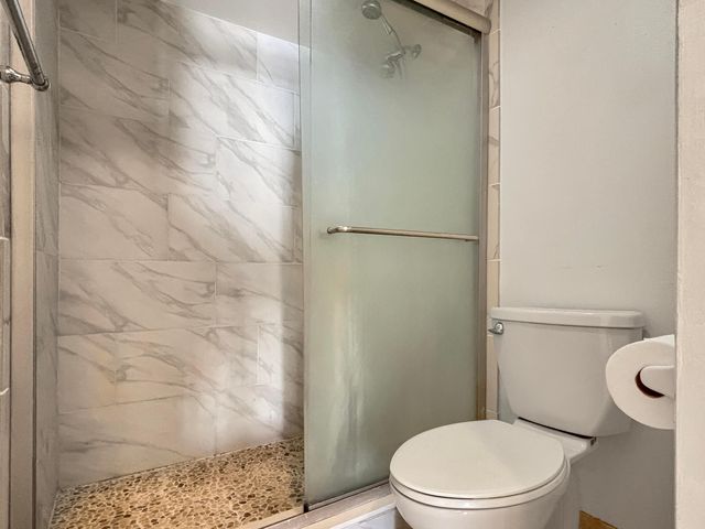 390 Golfview Road I, North Palm Beach, FL 33408