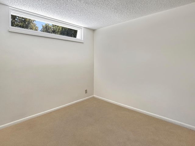 390 Golfview Road I, North Palm Beach, FL 33408