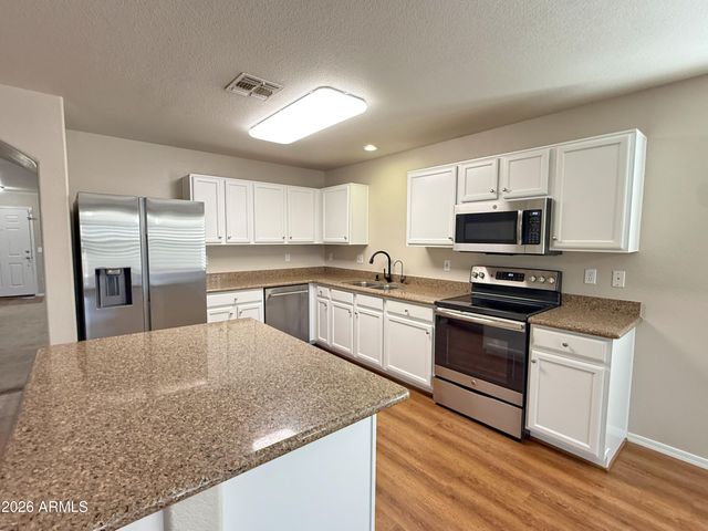 873 E Saratoga Street, Gilbert, AZ 85296