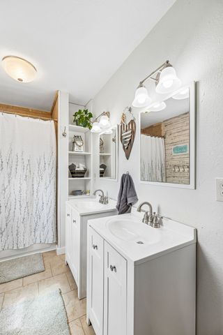 95 Floyd Ln, Decherd, TN 37324