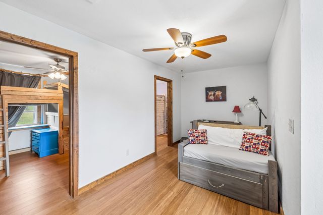 95 Floyd Ln, Decherd, TN 37324