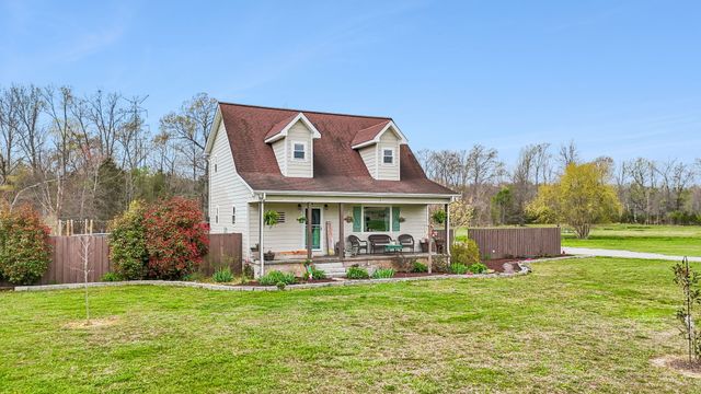 95 Floyd Ln, Decherd, TN 37324