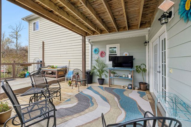 95 Floyd Ln, Decherd, TN 37324