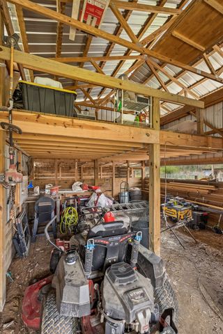 95 Floyd Ln, Decherd, TN 37324