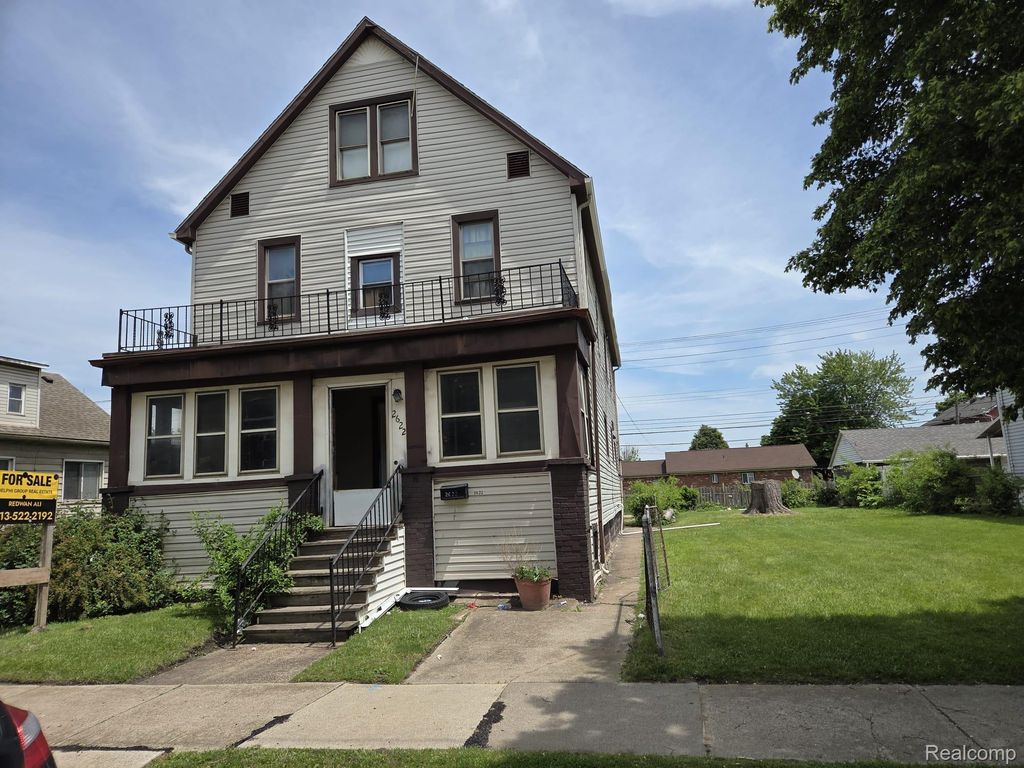 2622 Salina Street, Dearborn, MI 48120