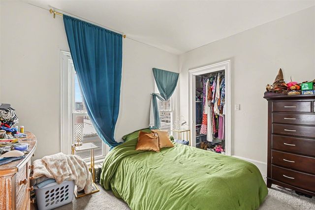 118 N Hudson Street, Lowell, MI 49331