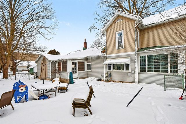 118 N Hudson Street, Lowell, MI 49331