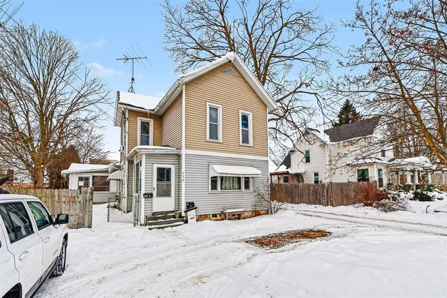 118 N Hudson Street, Lowell, MI 49331