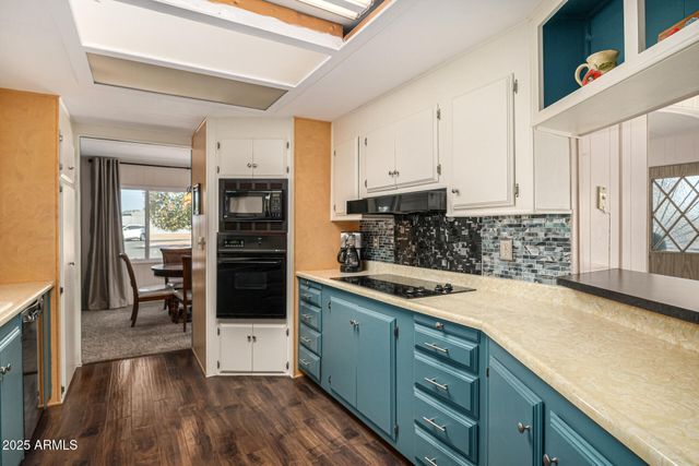 7714 E Calypso Avenue, Mesa, AZ 85208