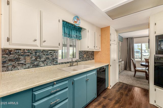 7714 E Calypso Avenue, Mesa, AZ 85208