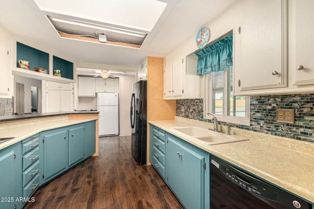 7714 E Calypso Avenue, Mesa, AZ 85208