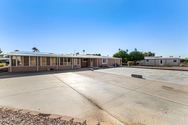 7714 E Calypso Avenue, Mesa, AZ 85208