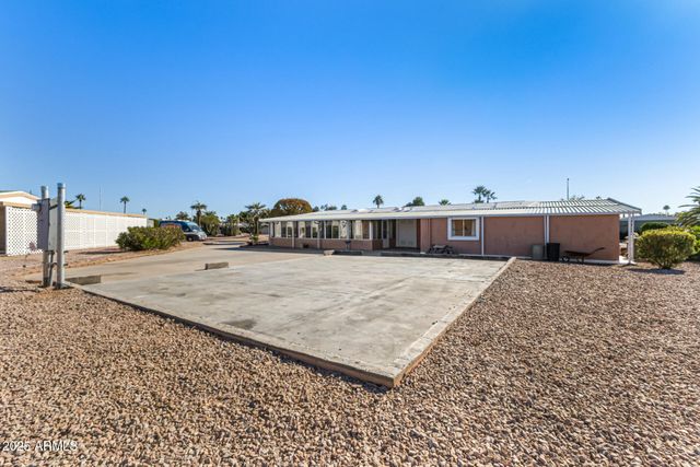 7714 E Calypso Avenue, Mesa, AZ 85208