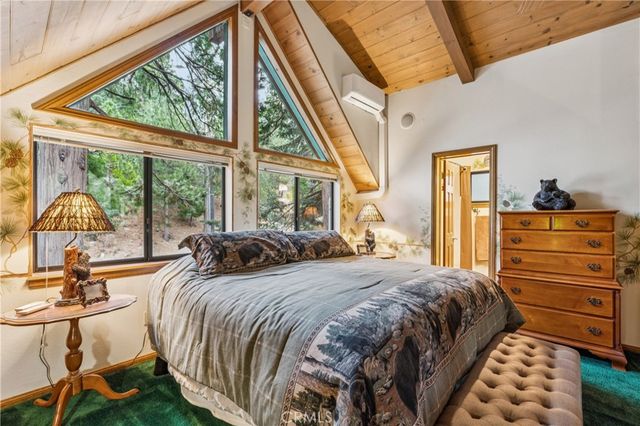 184 Massive, Lake Arrowhead, CA 92317