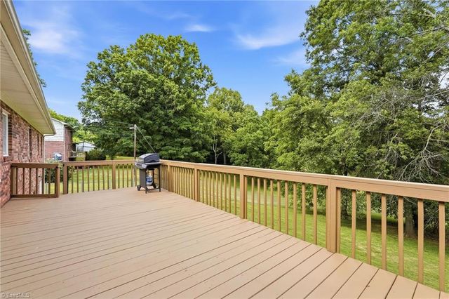 1692 Pads Road, North Wilkesboro, NC 28659