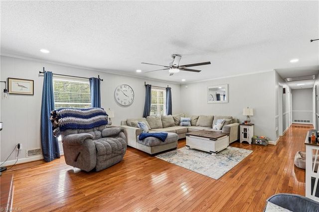 1692 Pads Road, North Wilkesboro, NC 28659
