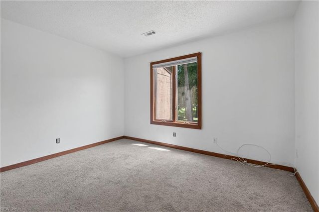 4734 Race ST, Portsmouth, VA 23707