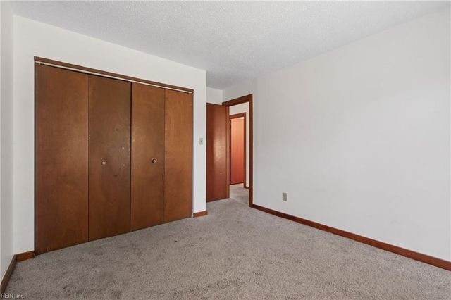4734 Race ST, Portsmouth, VA 23707