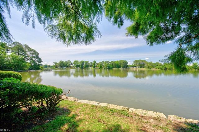 4734 Race ST, Portsmouth, VA 23707
