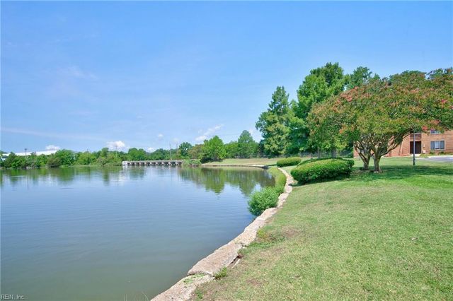 4734 Race ST, Portsmouth, VA 23707