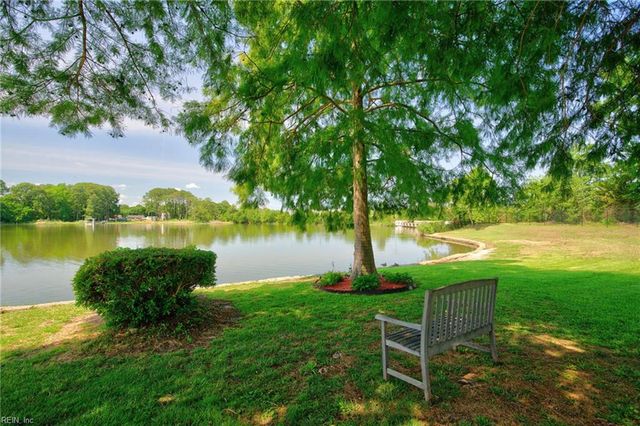 4734 Race ST, Portsmouth, VA 23707