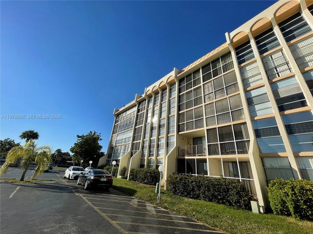 851 Three Islands Blvd 512, Hallandale Beach, FL 33009