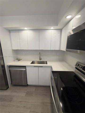 851 Three Islands Blvd 512, Hallandale Beach, FL 33009