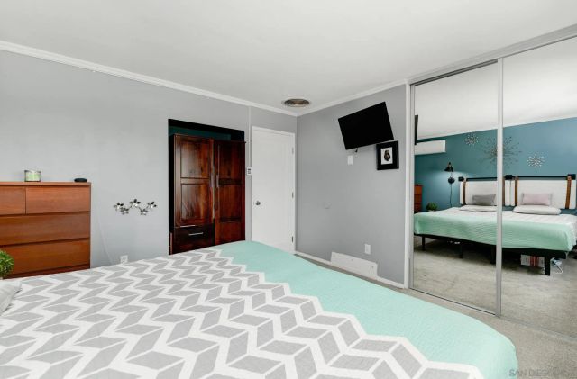 437 Ridgeway Ct, Spring Valley, CA 91977