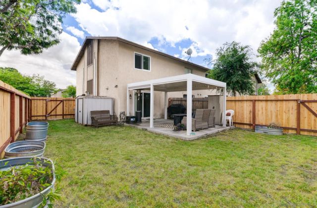 437 Ridgeway Ct, Spring Valley, CA 91977