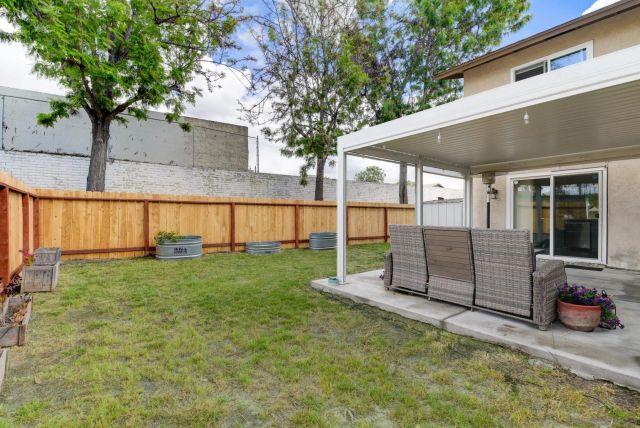 437 Ridgeway Ct, Spring Valley, CA 91977