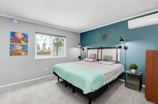 437 Ridgeway Ct, Spring Valley, CA 91977