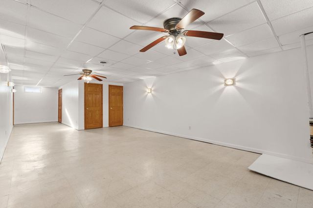 11609 Salyer Drive, Wheatfield, IN 46392